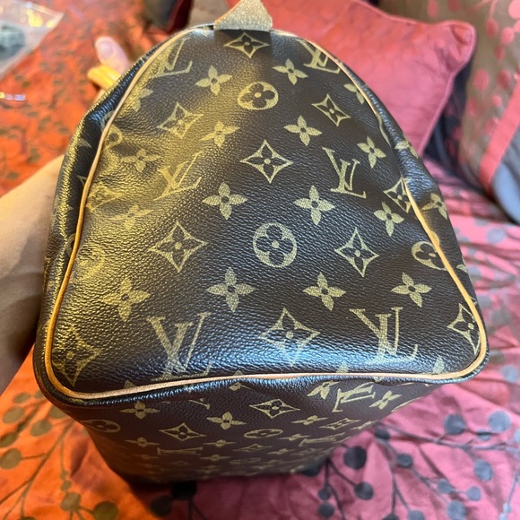Louis Vuitton Speedy 30 - Picture 8 of 13